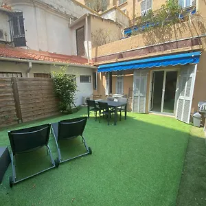  Apartment Congres - 4 Personnes Grande Terrasse Dans Le Carre D'or A France